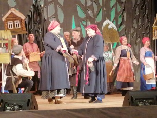 В Кудымкаре состоялась премьера музыкально-хореографического спектакля «Вэралисьлэн висьттэз» («Былички охотника»)