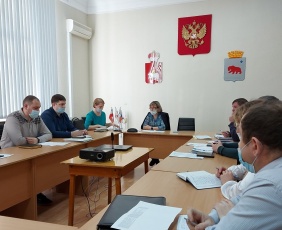 В понедельник на аппаратном совещании в администрации города Кудымкара обсудили ход зимнего содержания улично-дорожной сети