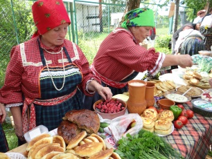 Бур Сур! В Кудымкарском округе прошел Фестиваль, посвященный коми-пермяцкому национальному напитку 